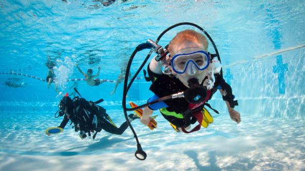 child-bubblemaker-pool-1 PADI Bubble Maker Diving Course